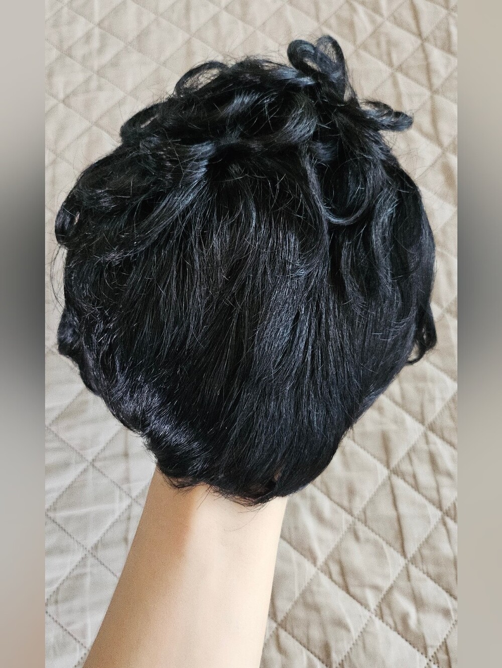 Pixie cut wig, color is natural black curly/wavy top. Synthetic hair. - Picture 3 of 7